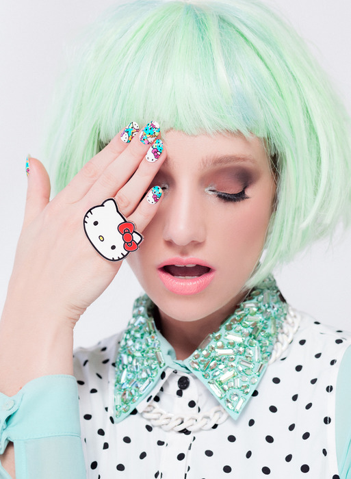 超級卡哇伊!NCLA推出限量Hello Kitty時尚指甲貼